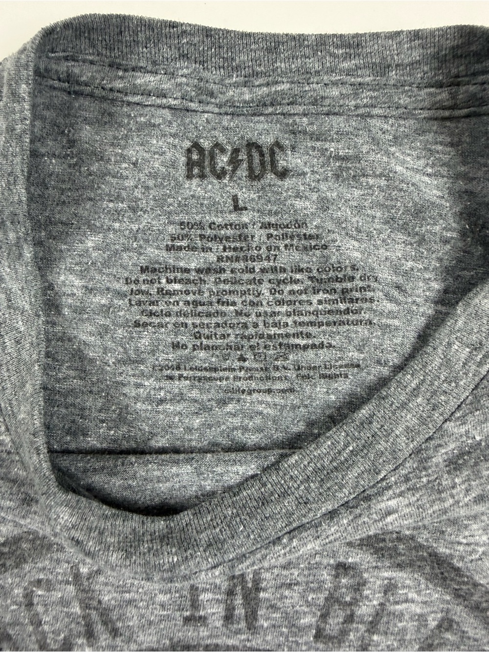 AC/DC Back In Black World Tour Gray Graphic Crewneck T-Shirt Large - Picture 3 of 3